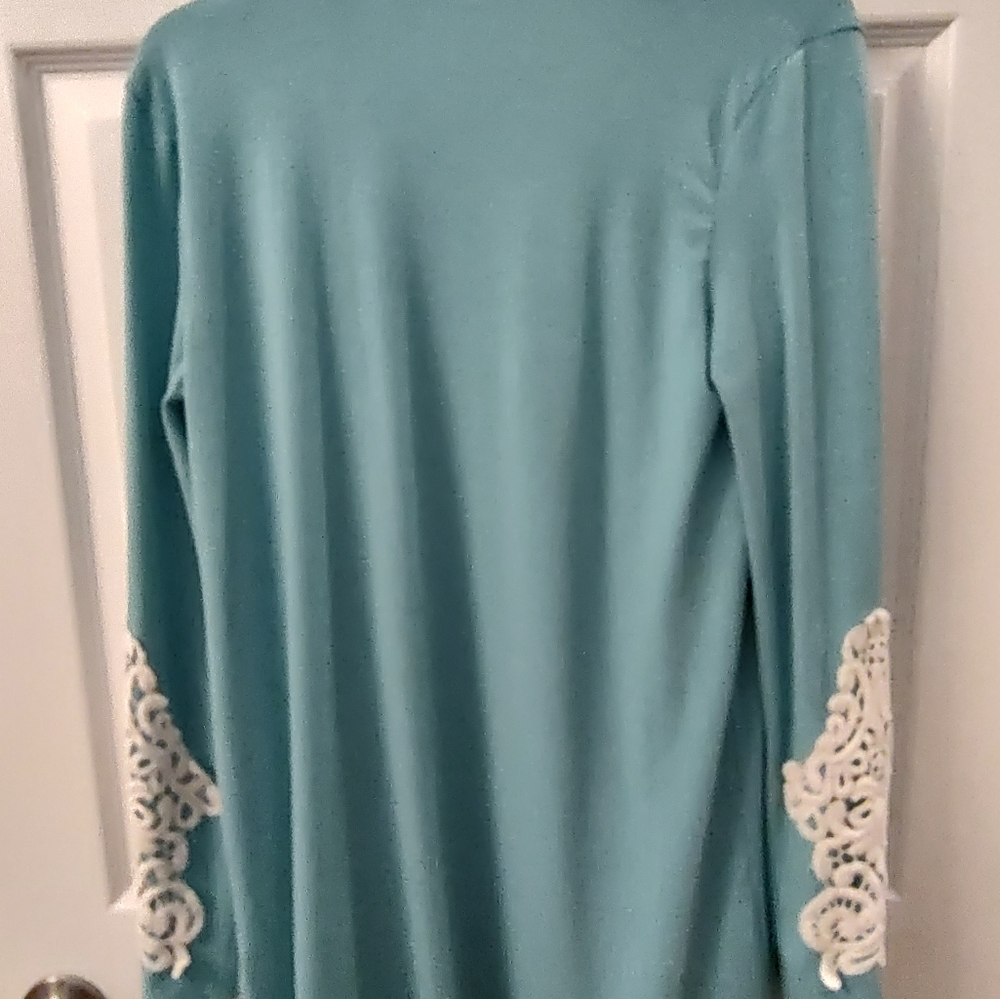Sweater - Picture 5 of 5